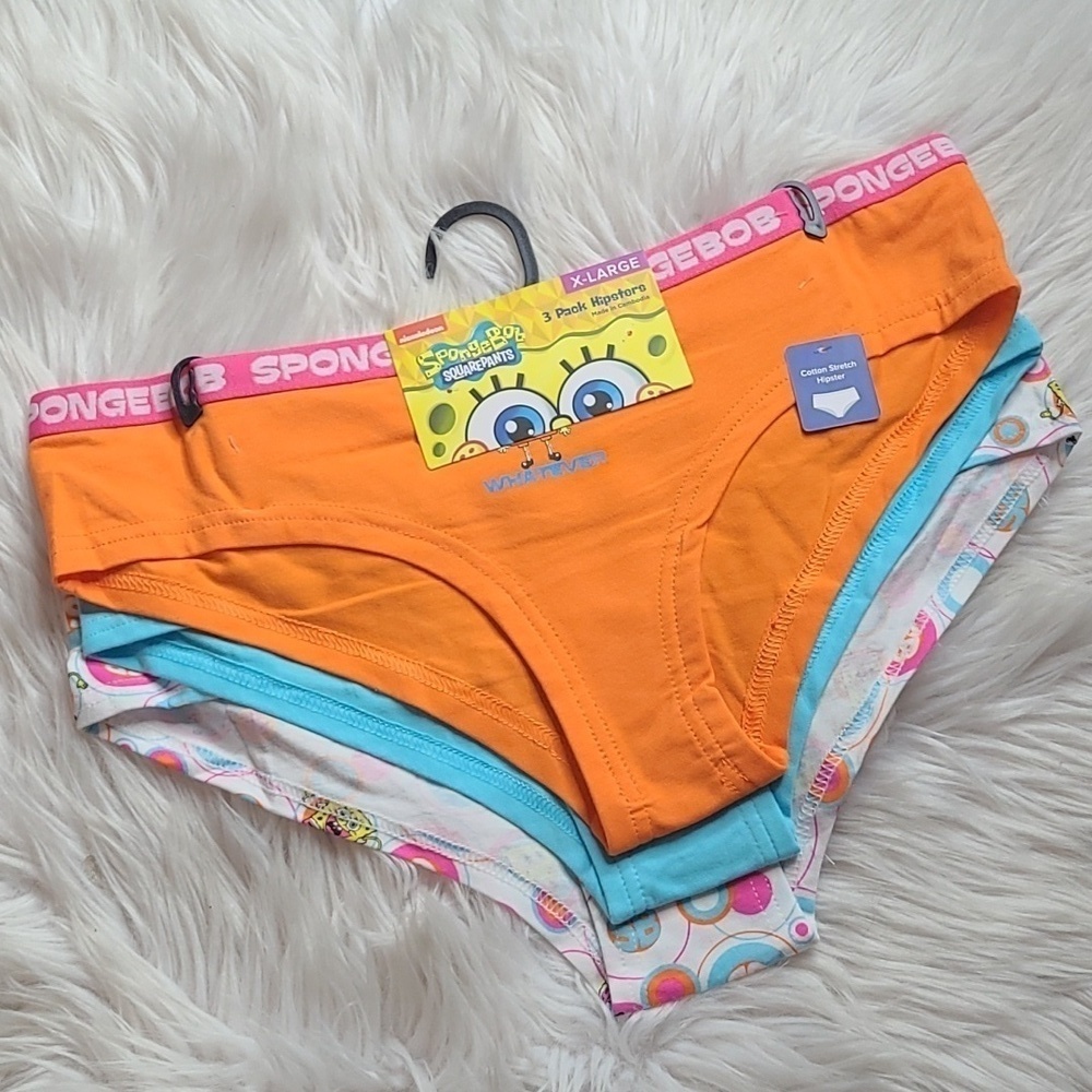 NWT Nickelodeon SpongeBob Hipster